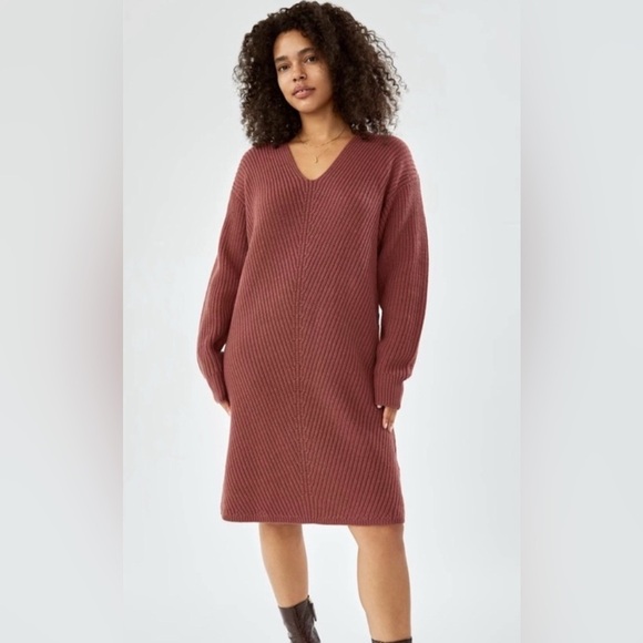 Aritzia Wilfred Seville 100% Merino Wool Knit Dress Size XS In Pink Rose - Picture 2 of 14